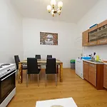 דירה Peter's Tower *