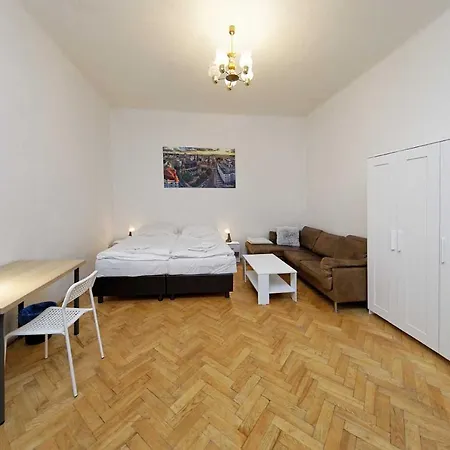 Peter's Tower Apartment *